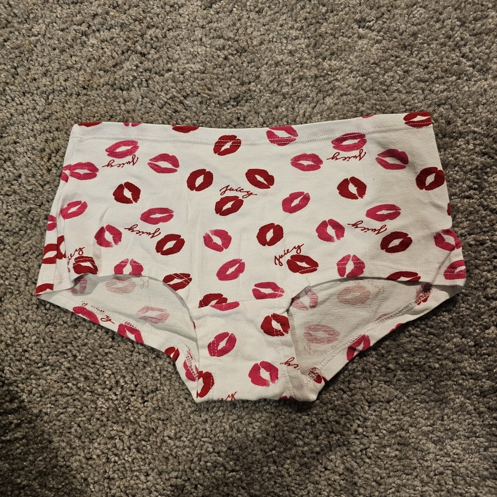 Juicy kisses boyshort small